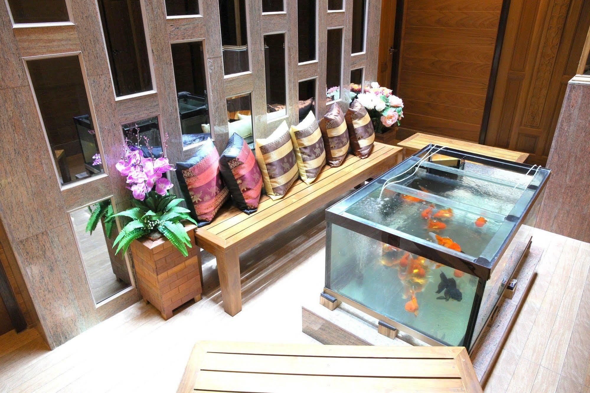 Tanee Place Bangkok Exterior foto